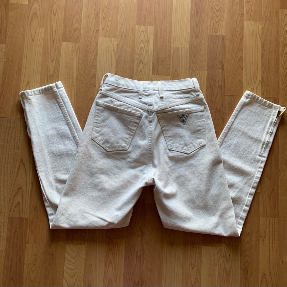 COPY - Off-white/beige vintage Guess by Georges Marciano